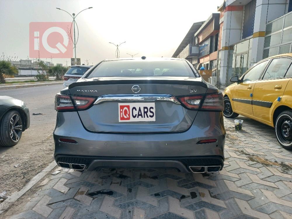 نيسان ماكسيما